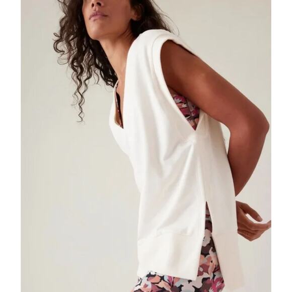 NWT Athleta Retroterry V Neck Sweatshirt XS White Oversized Sweater Vest Preppy - Picture 2 of 11